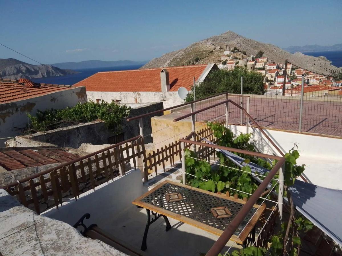 Villa Marthas Traditional House Symi Exterior foto